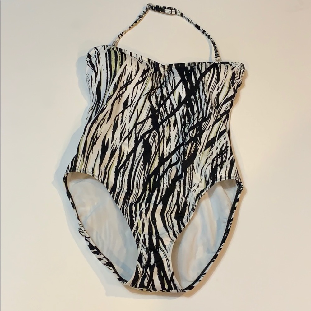 One piece Shapefx  swimsuit size 10